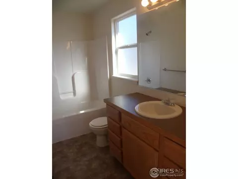 892 Park Edge Cir, Windsor, CO 80550 photo 15