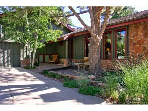 2405 Cragmoor Rd, Boulder, CO 80305 photo 2