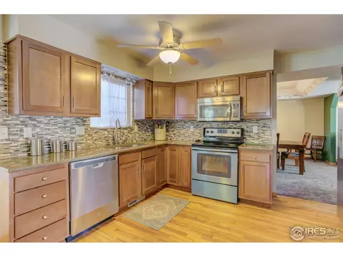 612 1st St, Windsor, CO 80550 photo 2