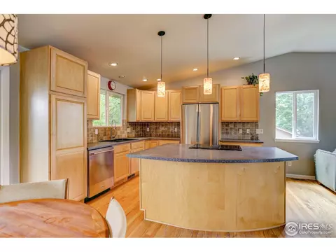 7598 Chatham Way, Boulder, CO 80301 photo 17
