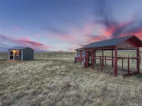 2327 Ventress Ct, Bennett, CO 80102 photo 31