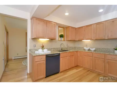 7499 Park Cir, Boulder, CO 80301 photo 9
