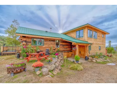 344 Gcr 372, Parshall, CO 80468