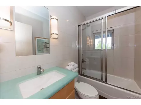 Bath - 354 Ensign Dr, Dillon, CO 80435 photo 7 of 7