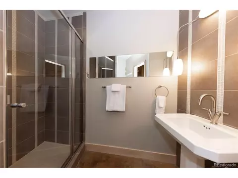 Bath - 354 Ensign Dr, Dillon, CO 80435 photo 5 of 7