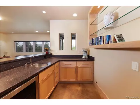 Kitchen - 354 Ensign Dr, Dillon, CO 80435 photo 6 of 6