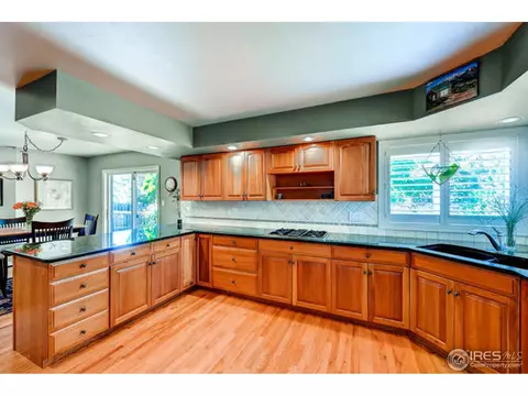 7386 Park Pl, Boulder, CO 80301 photo 8