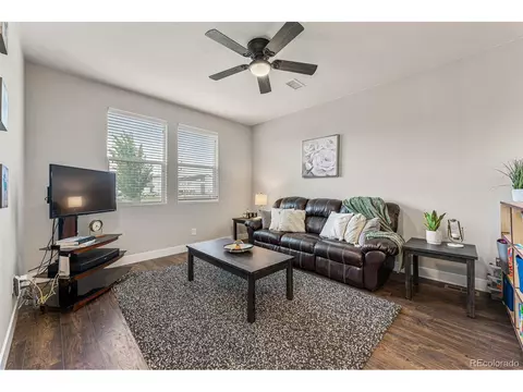 16197 Elk Pl, Denver, CO 80239 photo 7