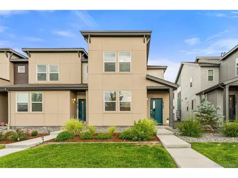 16197 Elk Pl, Denver, CO 80239 photo 1
