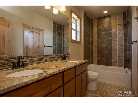 5242 Rockingham Ct, Windsor, CO 80550 photo 6