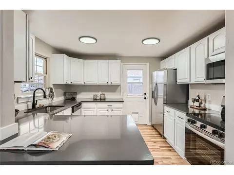 5235 Dover St, Arvada, CO 80002 photo 9