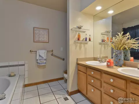 2768 E 124th Cir, Thornton, CO 80241 photo 9