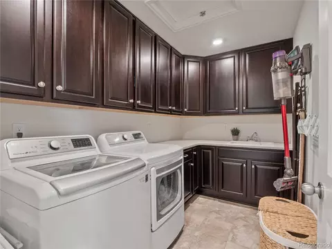 9437 E 58th Pl, Denver, CO 80238 photo 24
