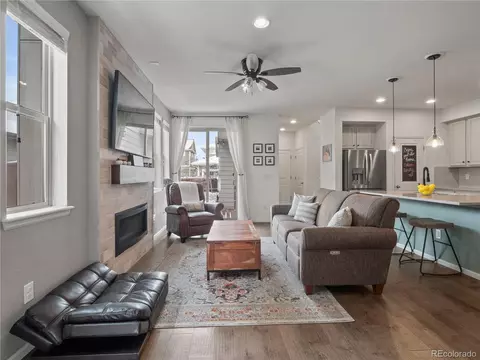 9437 E 58th Pl, Denver, CO 80238 photo 4