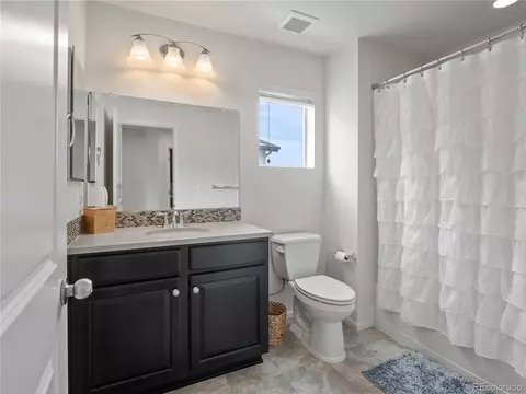 9437 E 58th Pl, Denver, CO 80238 photo 26