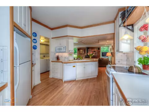 911 Pine St, Boulder, CO 80302 photo 10