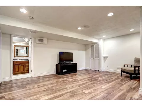 Undisclosed, Centennial, CO 80112 photo 25