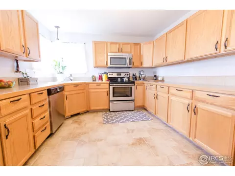 409 Boulder Ln, Johnstown, CO 80534 photo 3