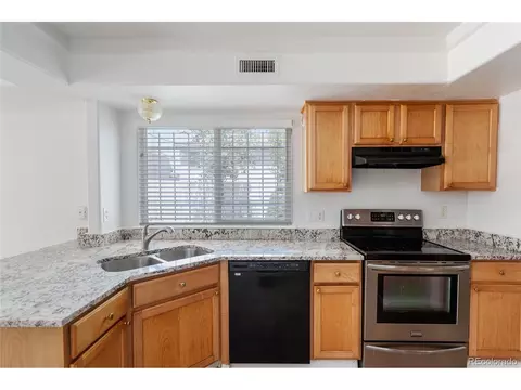 21541 E 40th Ave, Denver, CO 80249 photo 7