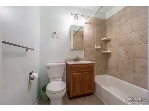 6704 E Baker Pl, Denver, CO 80224 photo 9