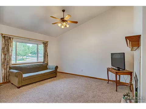 1180 Jefferson Dr, Berthoud, CO 80513 photo 8