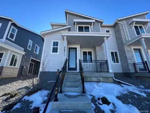 22871 E Stanford Ln #B, Aurora, CO 80015