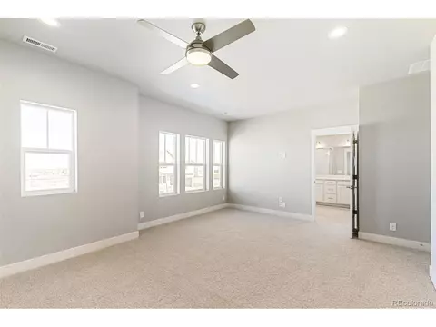 21036 E 62nd Dr, Aurora, CO 80019 photo 21