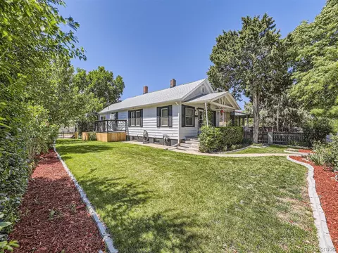 638 Elk Pl, Denver, CO 80216 photo 3