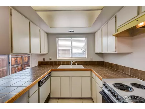 9254 E Mansfield Ave, Denver, CO 80237 photo 5