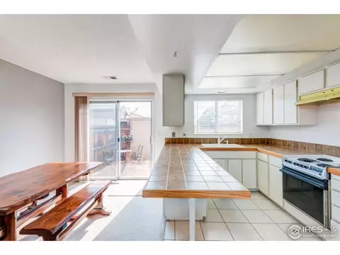 9254 E Mansfield Ave, Denver, CO 80237 photo 4