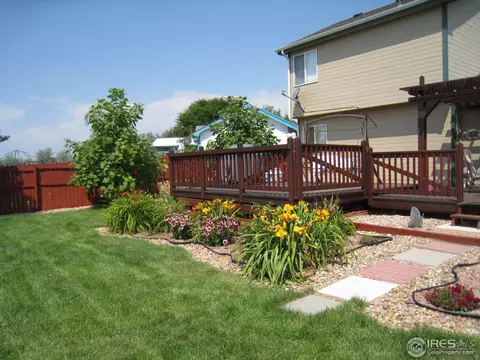 1205 Crest Ct, Windsor, CO 80550 photo 2