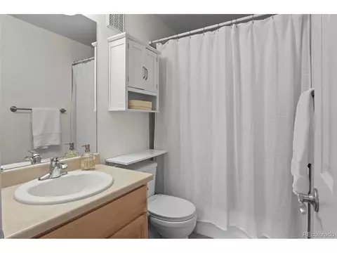 Undisclosed, Aurora, CO 80016 photo 19