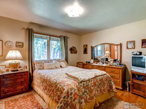 582 Mountain Meadows Rd, Boulder, CO 80302 photo 13