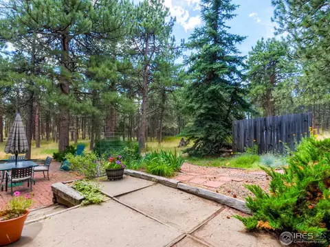 582 Mountain Meadows Rd, Boulder, CO 80302 photo 22