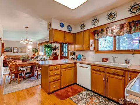 582 Mountain Meadows Rd, Boulder, CO 80302 photo 10