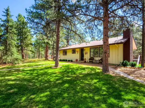 582 Mountain Meadows Rd, Boulder, CO 80302 photo 2