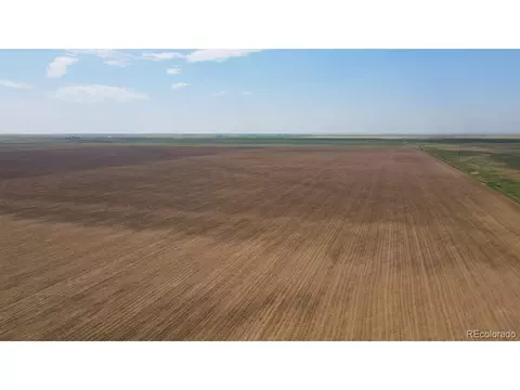 104 Th Ave, Bennett, CO 80102