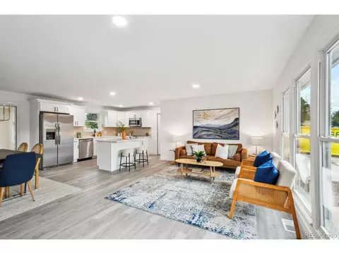 5536 Eagle St, Denver, CO 80239 photo 4