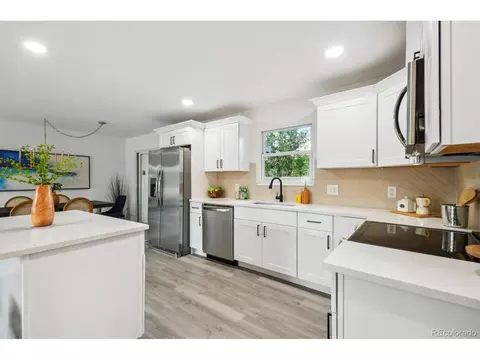 5536 Eagle St, Denver, CO 80239 photo 7
