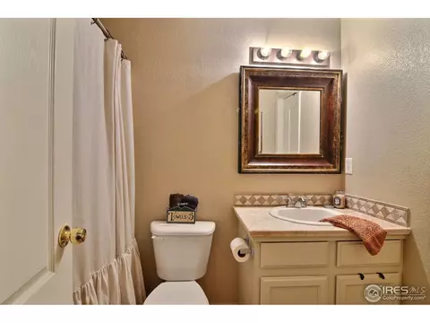860 E 20th St Ln, Greeley, CO 80631 photo 16