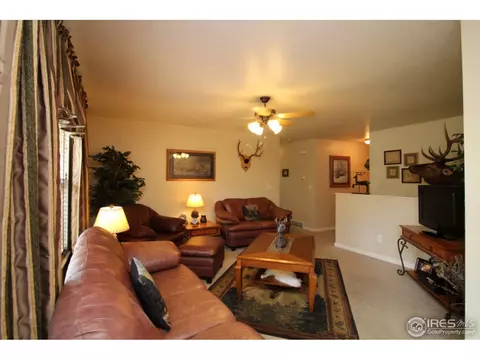 2933 Park View Dr, Evans, CO 80620 photo 5