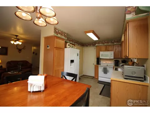 2933 Park View Dr, Evans, CO 80620 photo 10