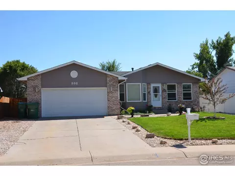 808 42nd St, Evans, CO 80620 photo 1
