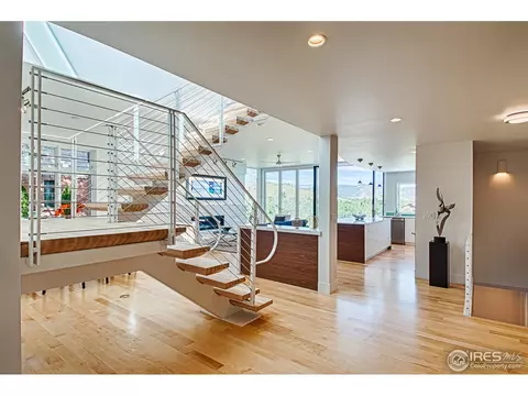 2395 Vassar Dr, Boulder, CO 80305 photo 4