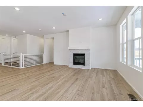 6187 E 155th Pl, Thornton, CO 80602 photo 9