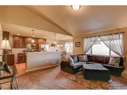 472 Heritage Ln, Johnstown, CO 80534 photo 2