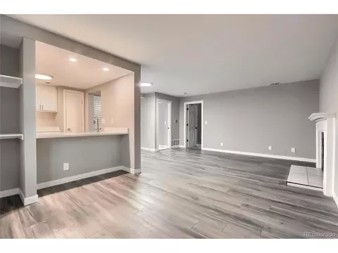 12512 E Cornell Ave #204, Aurora, CO 80014 photo 1