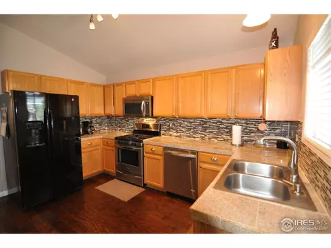 3517 Gunbarrel Ct, Evans, CO 80620 photo 11