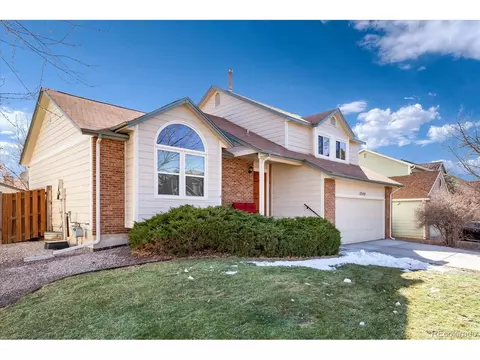 17522 E Wesley Pl, Aurora, CO 80013 photo 2
