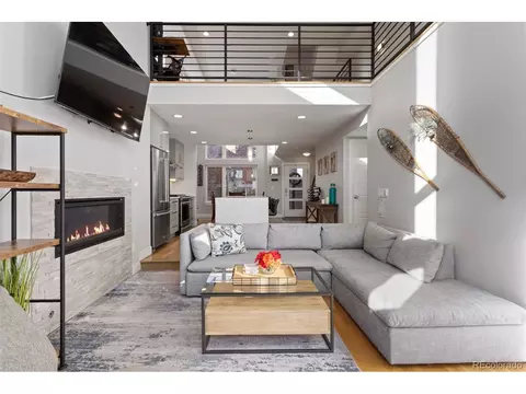 315 S Pennsylvania St, Denver, CO 80209